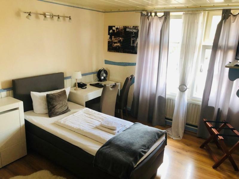 Hotel Gasthaus Papen Aenne Кассель Экстерьер фото